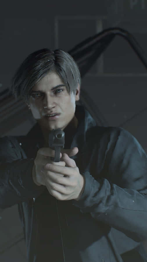 Leon Aiming Gun Resident Evil 2 Wallpaper
