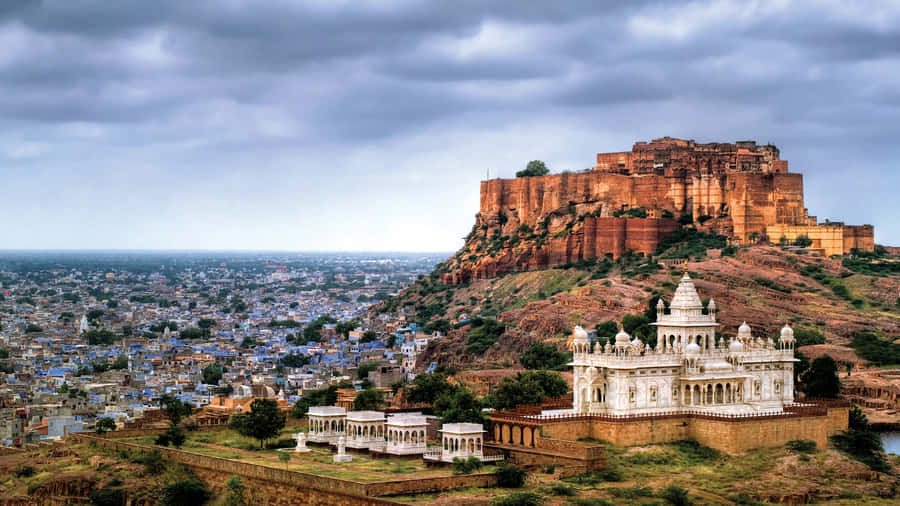 Mehrangarh Fort Cloudy Skies Jodhpur Wallpaper