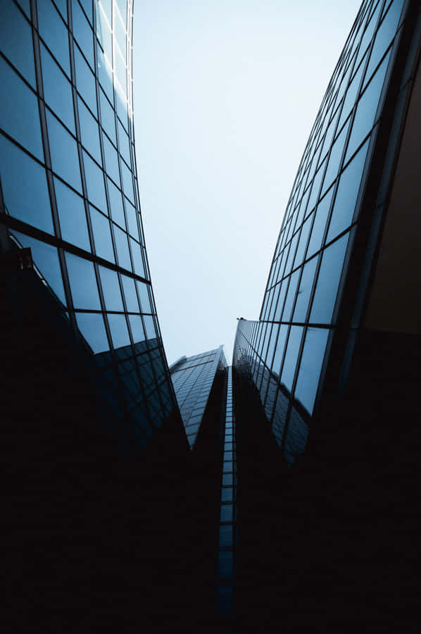 Modern Architecture Skyward View Wallpaper