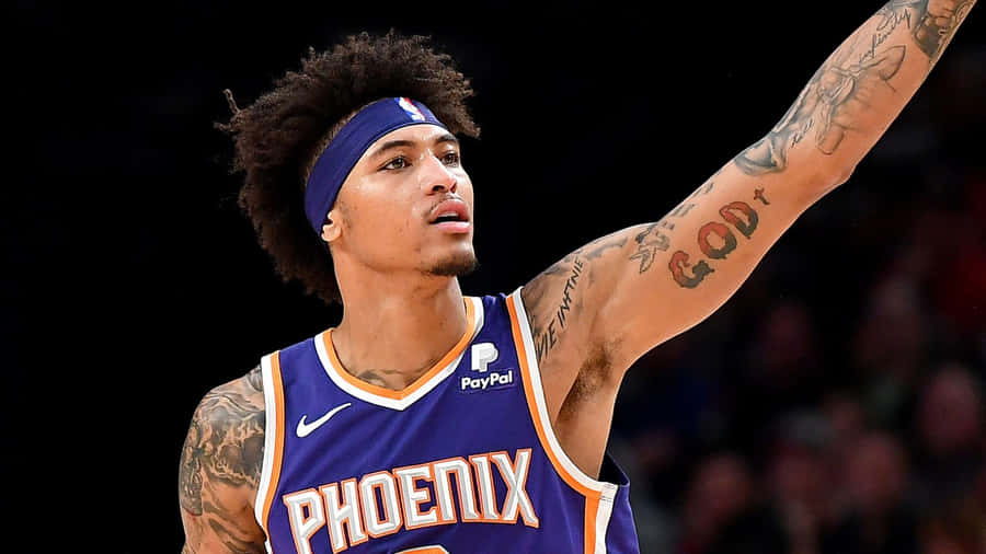 Nba Player Kelly Oubre Jr On The Court Wallpaper