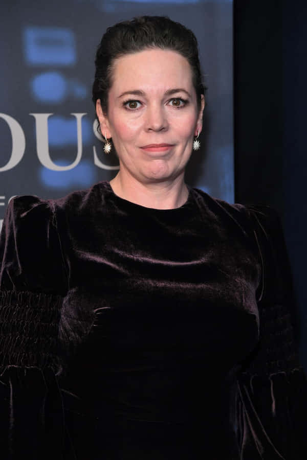 Download free Olivia Colman, The Queen Of British Drama Wallpaper ...