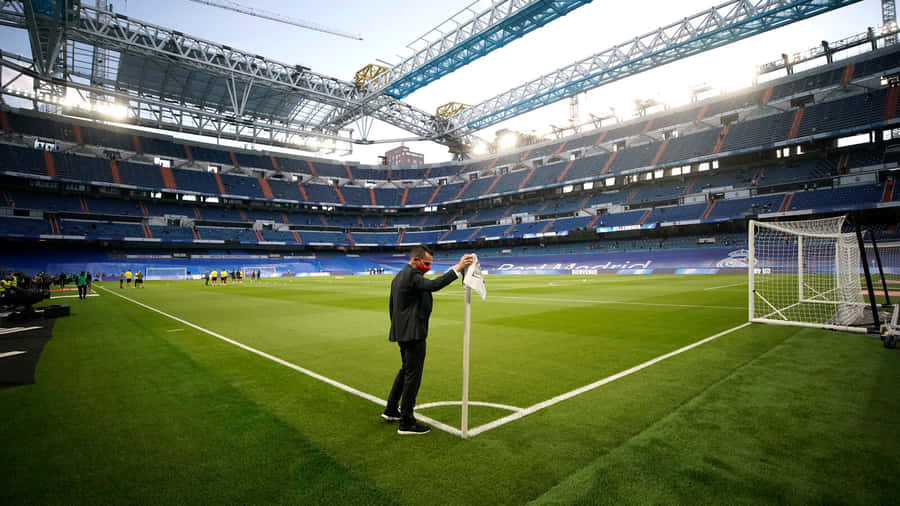 Photo Enjoying The Beautiful View Of Soccer Stadium Wallpaper