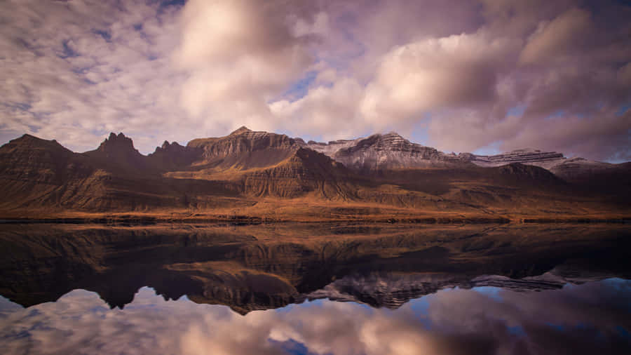 Picturesque Icelandic Fjord Wallpaper