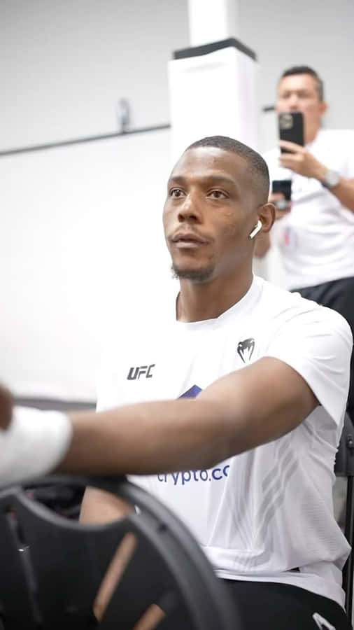 Professional Ufc Fighter Jamahal Hill Preparing For A Fight Wallpaper
