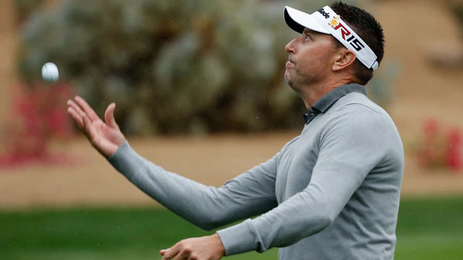Robert Allenby Guttie Golf Ball Wallpaper