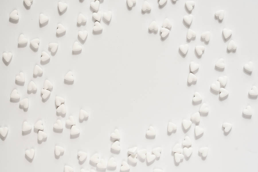 Small white hearts wallpaper