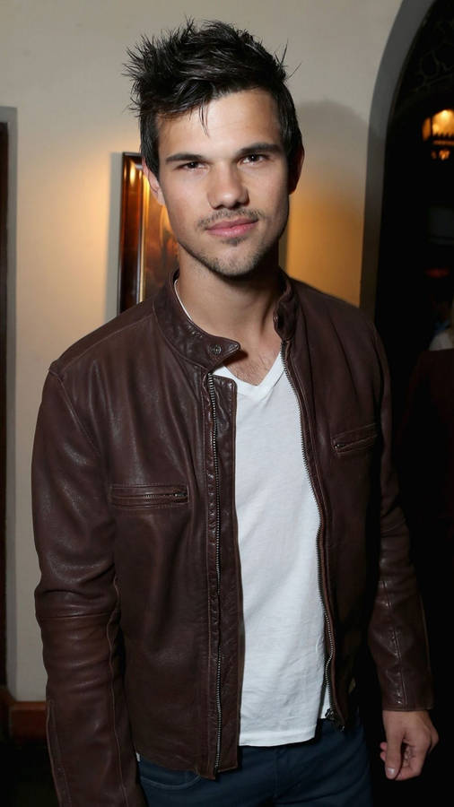 Taylor lautner leather top jacket