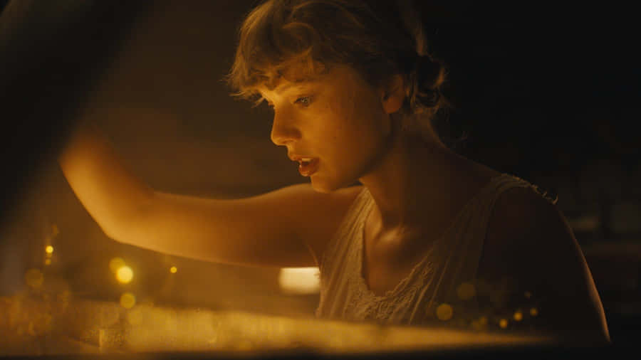 Taylor Swift Folklore Cardigan Still Image Wallpaper