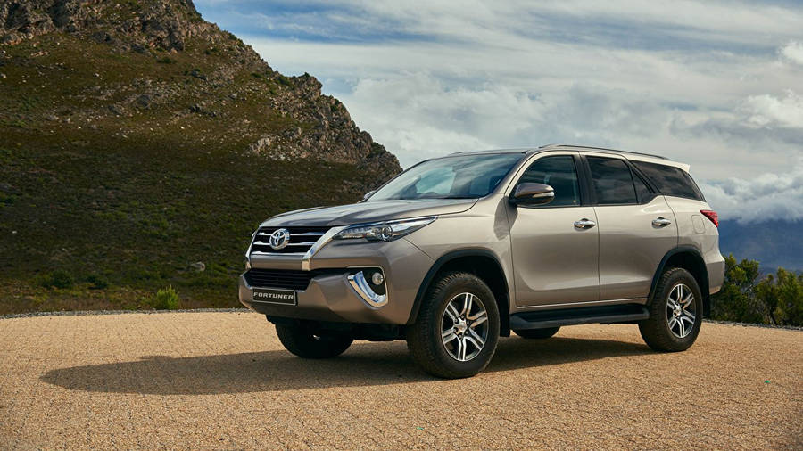 Download free Toyota Fortuner Avant-garde Bronze Variant Wallpaper ...