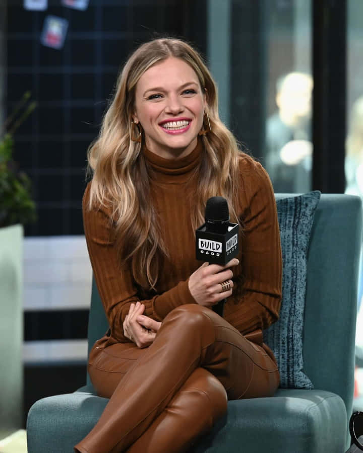 Download free Tracy_ Spiridakos_ Interview_ Moment Wallpaper ...