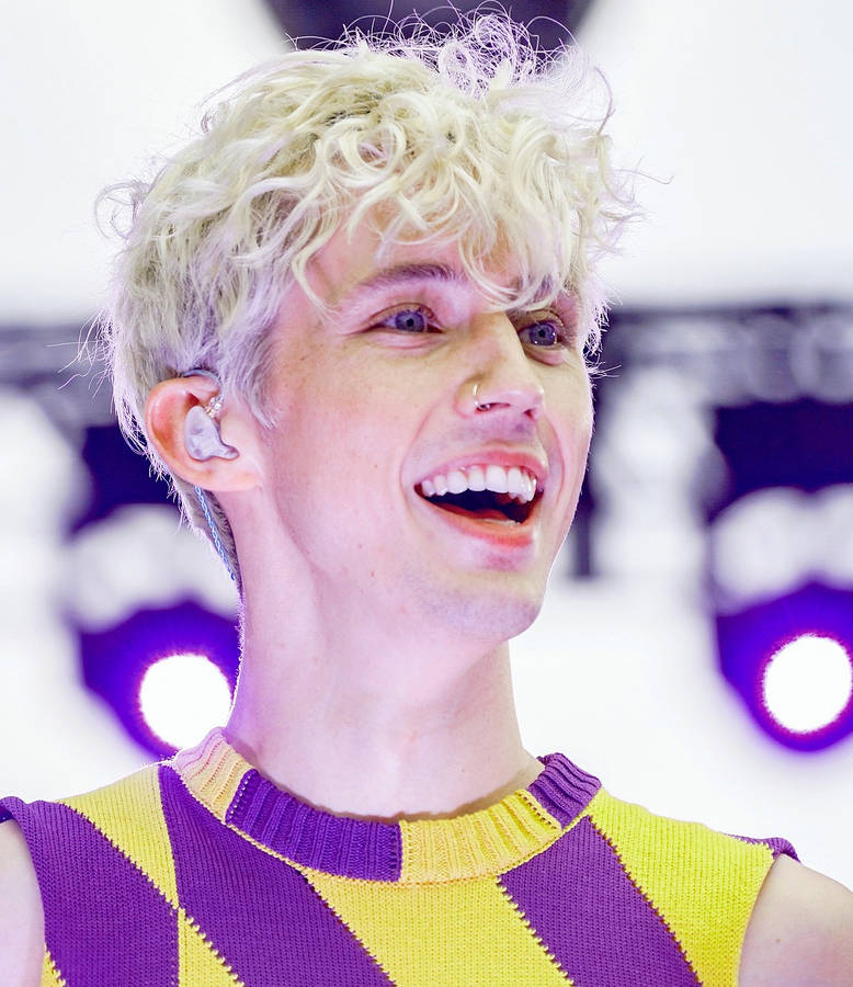 Download free Troye Sivan At Capital Pride Wallpaper - MrWallpaper.com