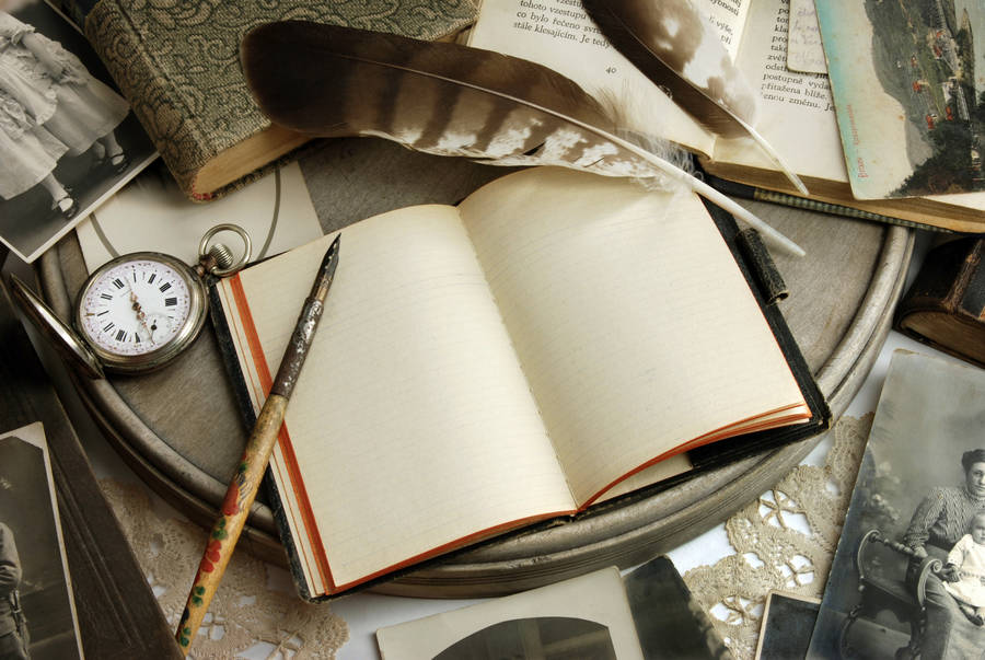 Vintage Notebook Pen And Quill wallpaper