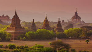 1000 Temples In Burma Wallpaper