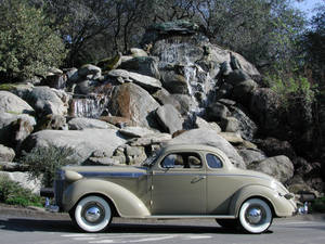 1937 Chrysler Imperial Coupe Wallpaper