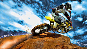 3d Hd Motorbike Sports On Desert Dunes Wallpaper