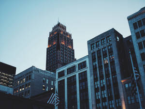 4k Architecture Gloomy Detroit Buildings Wallpaper