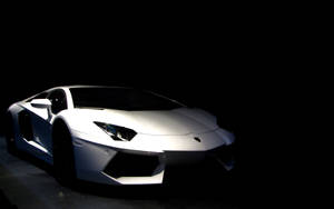 4k Lamborghini Aventador In The Shadows Wallpaper