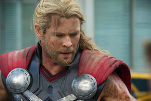 4k Thor In Marvel’s Avengers: Age Of Ultron Wallpaper