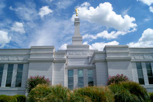 A Closer Look At Palmyra New York Temple Wallpaper