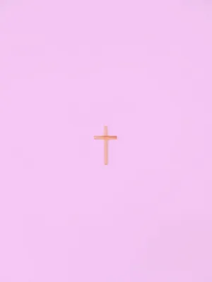 A Cute Crucifix With A Heart Symbol Wallpaper