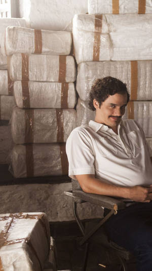 A Glimpse Into The Life Of Pablo Escobar Wallpaper