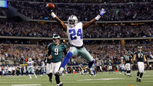 A Jumping Awesome Dallas Cowboys Player Wallpaper