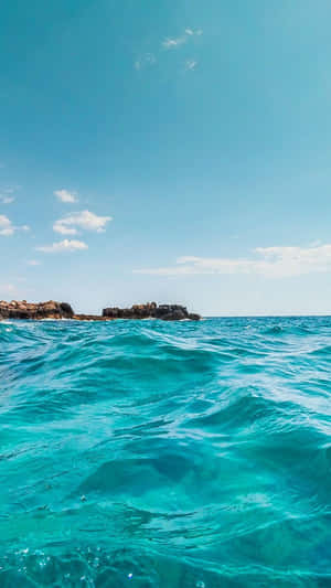 A Stylish Turquoise Iphone Wallpaper