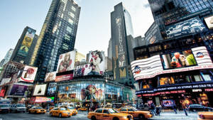 A View Of Bustling Nyc Street Wallpaper