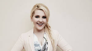 Abigail Breslin Tca Beverly Hilton Hotel Wallpaper