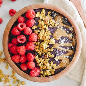 Acai Bowlwith Raspberriesand Granola Wallpaper