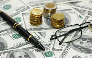Achieving Financial Security Wallpaper