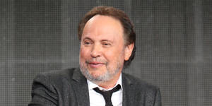 Actor Billy Crystal Facing Sideways Tca Interview Wallpaper