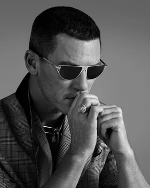 Actor Luke Evans Versace Sunglasses Wallpaper