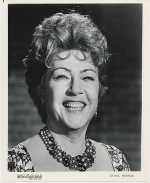 Actress Ethel Merman All Smiles Portrait Wallpaper