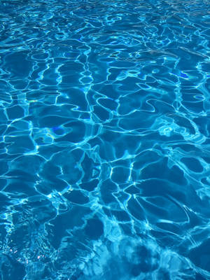 Aesthetic Blue Clear Pool Wallpaper