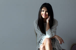 Aesthetic Selena Gomez Wallpaper