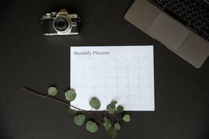 Aesthetic Tumblr Laptop Events Calendar Wallpaper