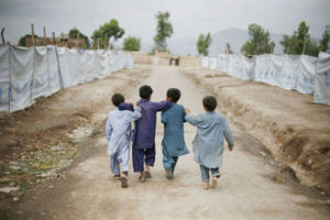 Afghanistan Kids Back View Wallpaper