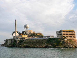 Alcatraz At Daytime Wallpaper