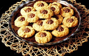 Almond Cookie Biscuit Wallpaper