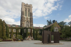 Alumni Memorial Building At Lehigh University Wallpaper