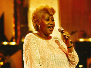 American Legendary Singer Aretha Franklin Wallpaper