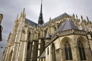 Amiens Cathedral Church Wallpaper