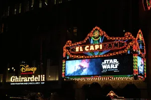 Amoled Hollywood Theater Wallpaper