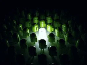 Android Robot Army Wallpaper