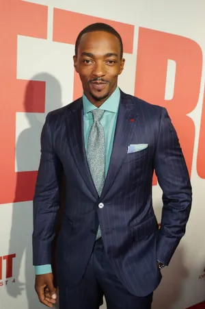Anthony Mackie At Detroit Premiere 2017 Wallpaper