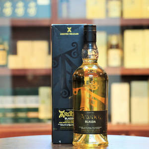 Ardbeg Blasta Whisky Bottle And Box Selective Focus Wallpaper