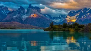 Argentina Fitz Roy Lake Wallpaper