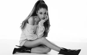 Ariana Grande On The Ground And Making Her Mark Wallpaper