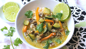 Aromatic Green Thai Chicken Curry Wallpaper